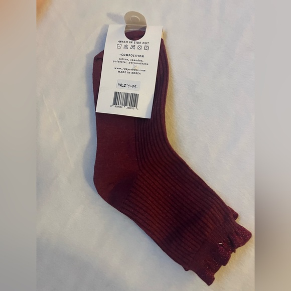 Maroon Ruffle Socks 5-9 - Picture 2 of 4